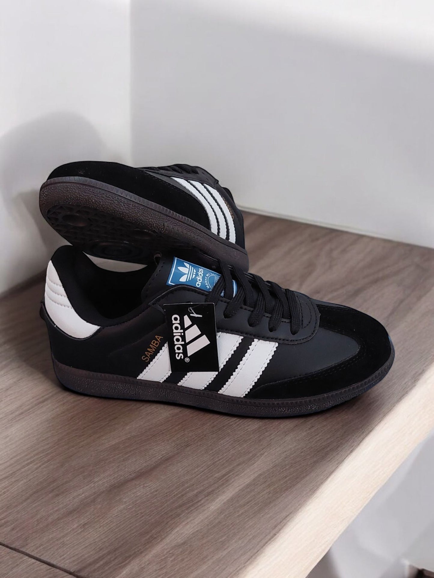 Adidas Samba