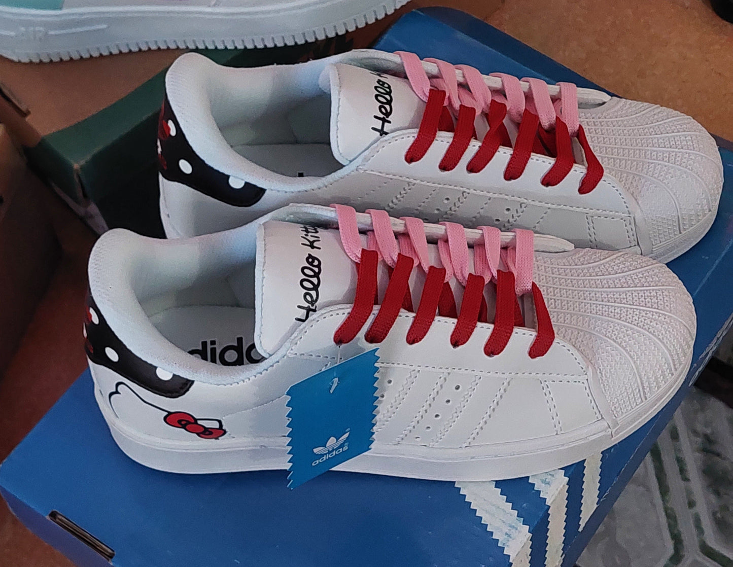 Adidas Superstar Blanco Hello Kitty